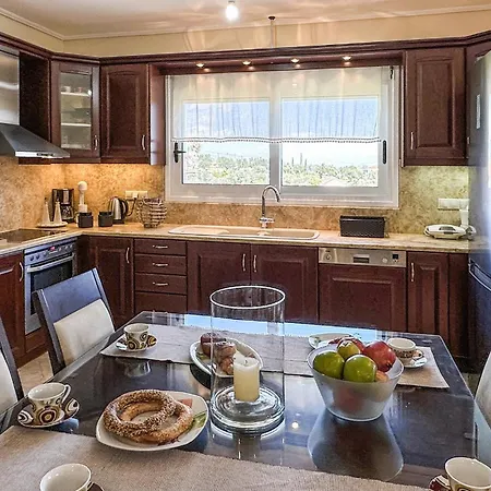 Amazing In With Kitchen Koroni (Messinia)
