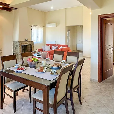 Ferienhaus Wunderschönes Haus Mit 3 Schlafzimmern In *